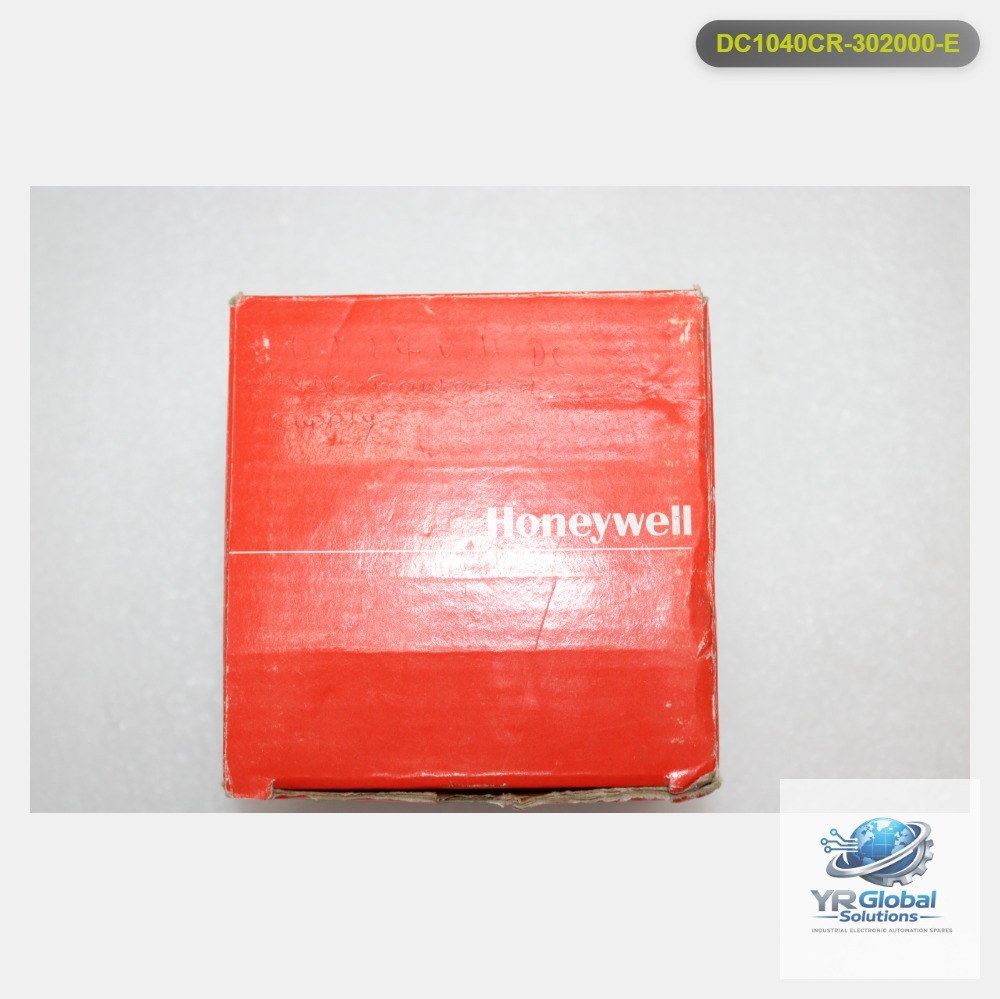 Honeywell DC1040CR-302000-E PID temperature controller - Image 2